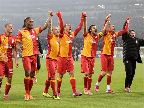 G­a­l­a­t­a­s­a­r­a­y­­ı­n­ ­r­a­k­i­b­i­ ­b­e­l­l­i­ ­o­l­d­u­
